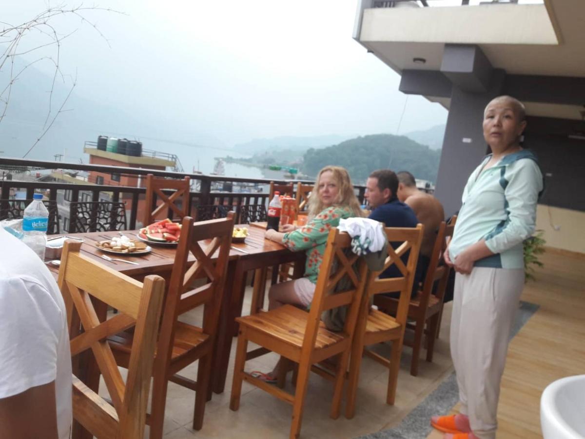 Beli Guest House Pokhara Eksteriør billede