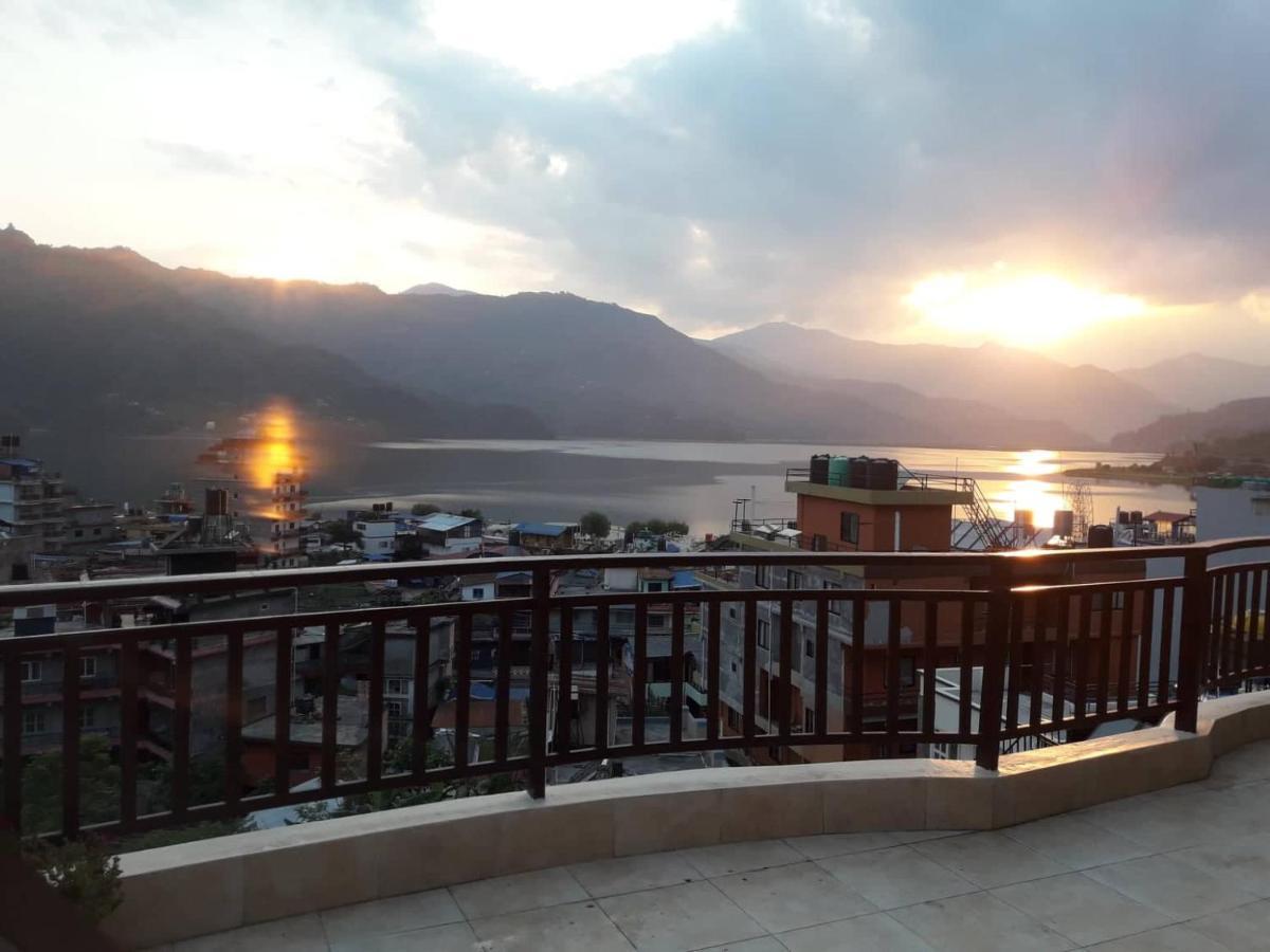 Beli Guest House Pokhara Eksteriør billede