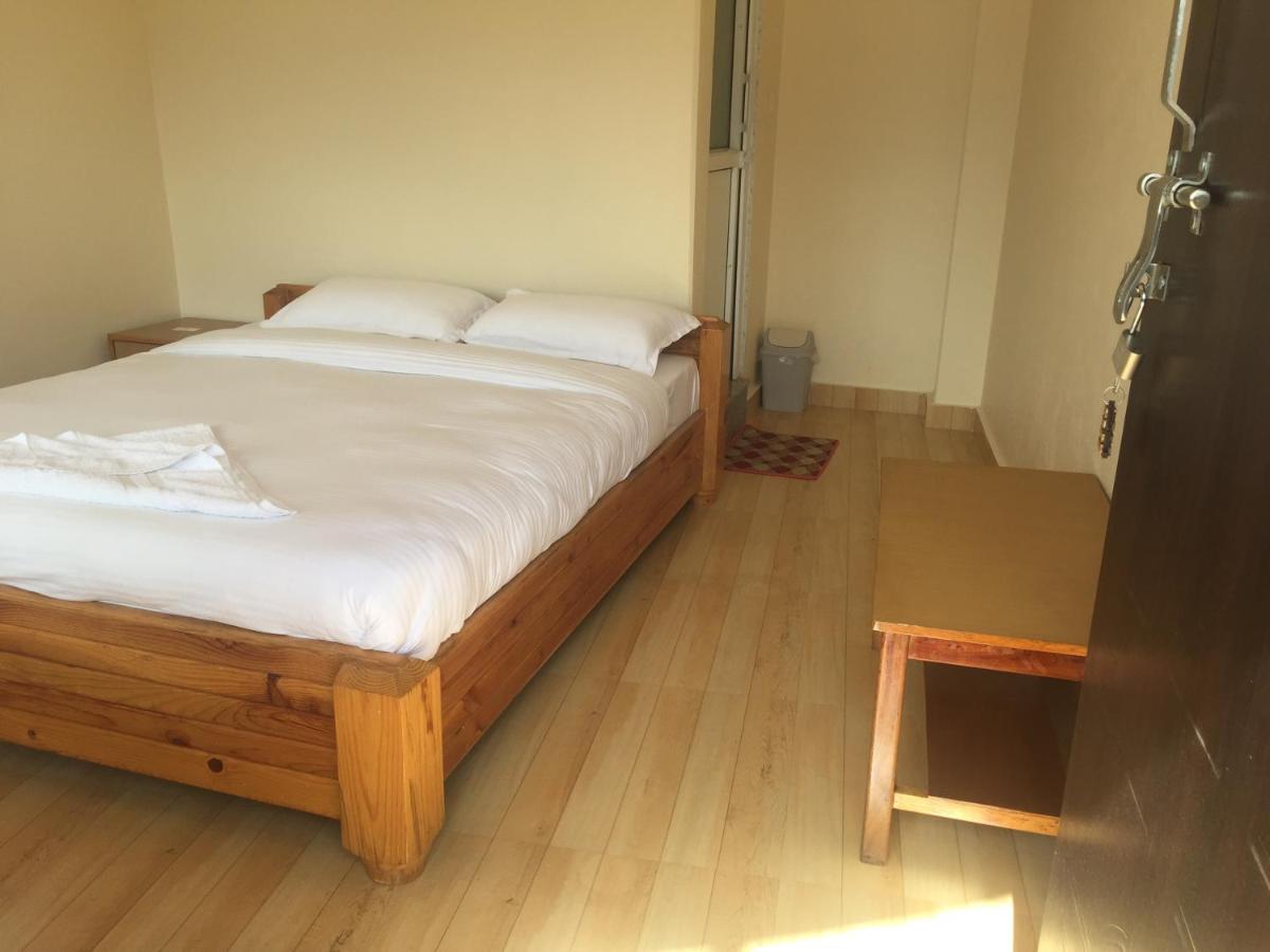 Beli Guest House Pokhara Eksteriør billede